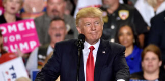 Trump Podium